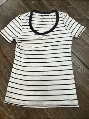 dip Black & White Striped Scoop Neck Short Sleeve Tee